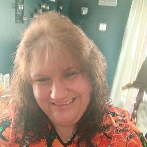 Meet your Posher, Kara